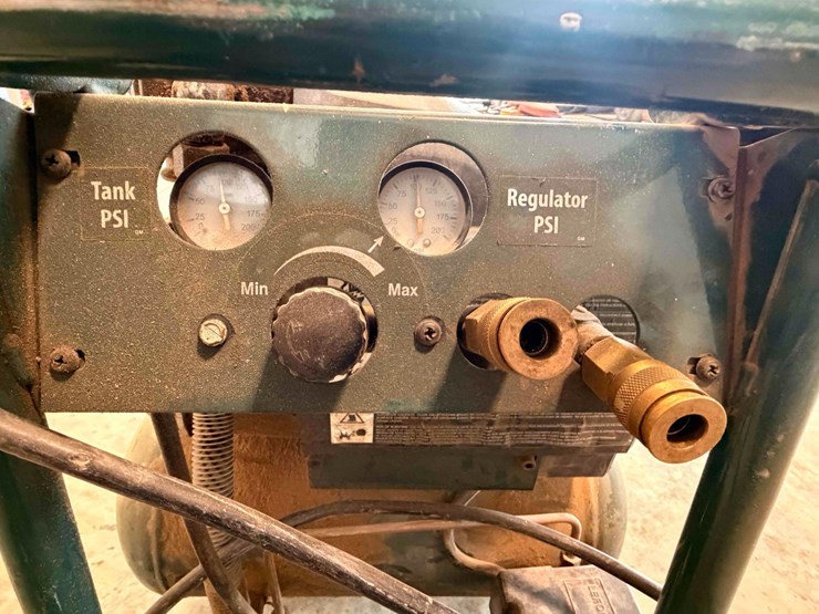 rolair-systems-air-compressor-image-6