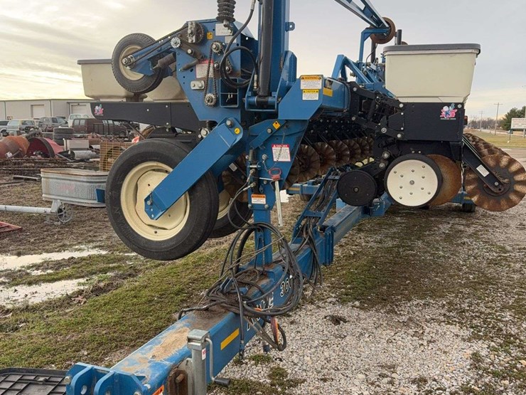 kinze-3600-image-2