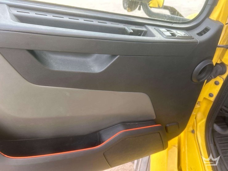 2018-volvo-vnl-760-t/a-sleeper-cab-truck-tractor-image-20