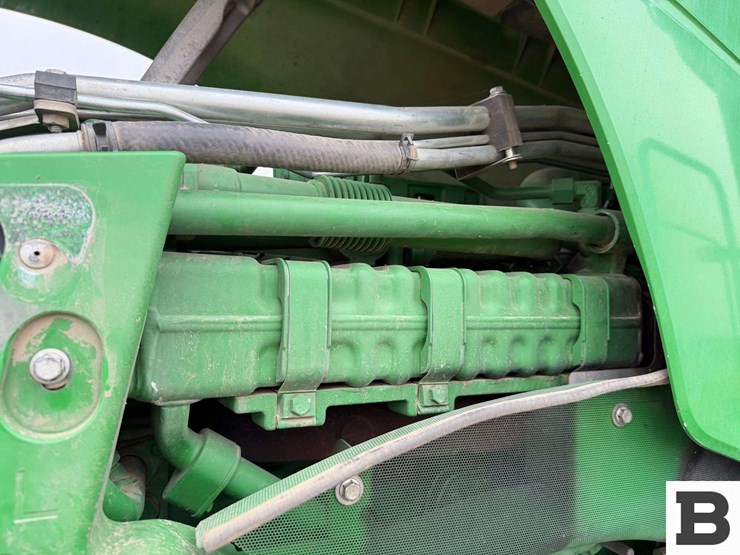 2015-john-deere-8370rt-image-70
