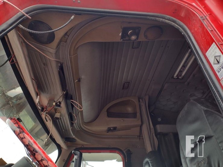 2000-international-9900-image-20