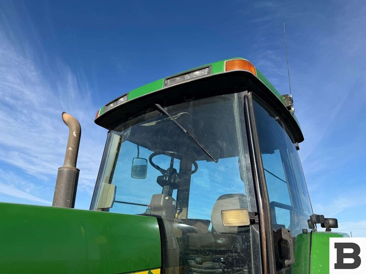 1997-john-deere-8300-image-21