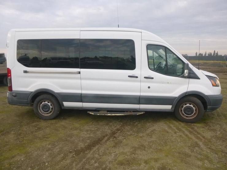 2018-ford-transit-image-7