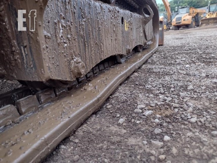 bobcat-e32i-image-31