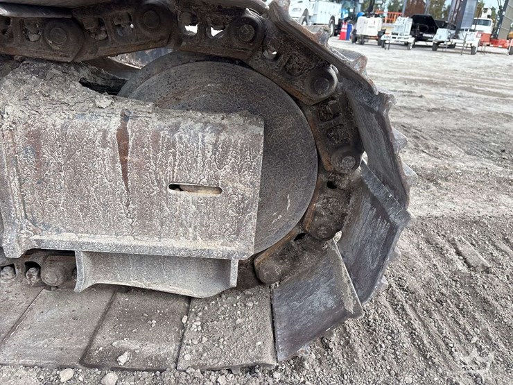 2005-kobelco-135sr-image-27