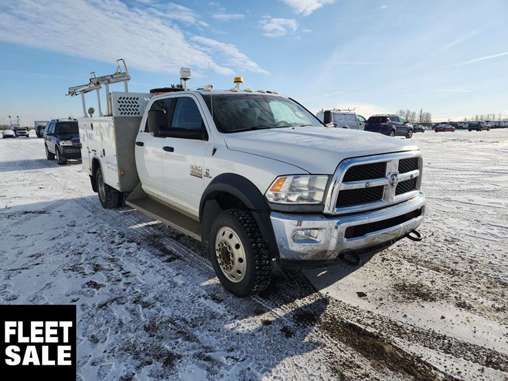 2014-ram-4500-slt-image-2