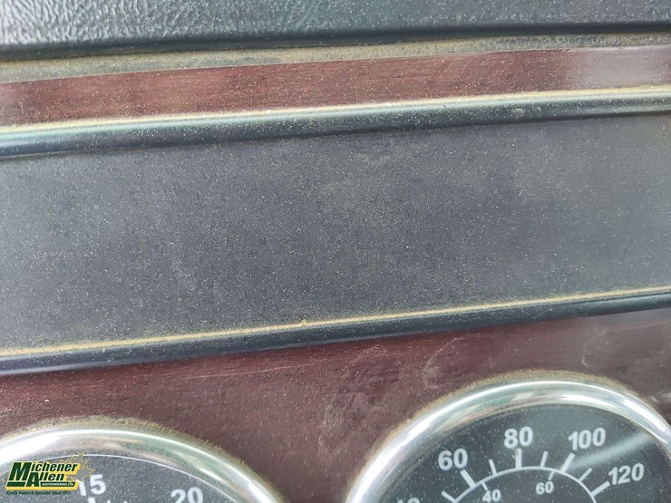 2014-western-star-4700-image-16