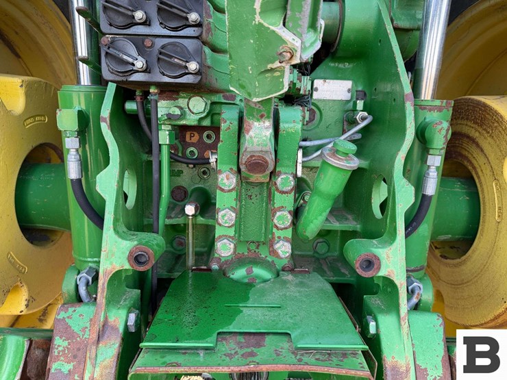 1997-john-deere-8300-image-30