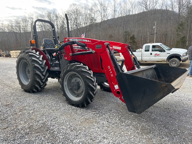 2022-massey-ferguson-2607h-image-4
