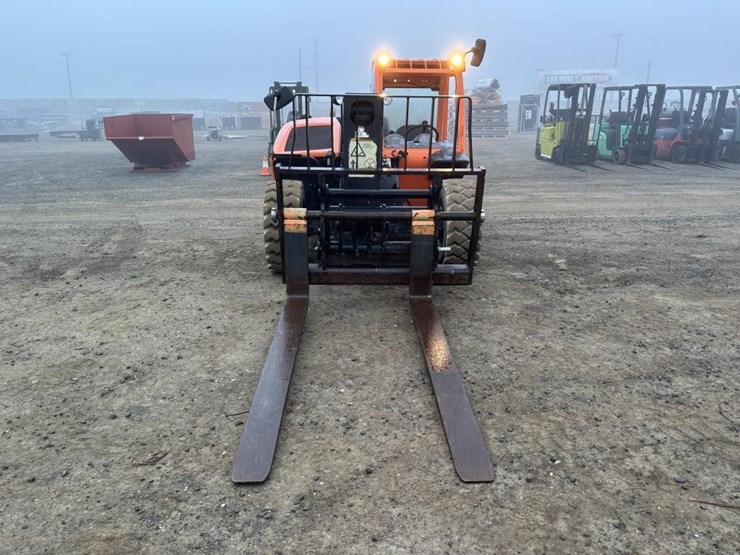 2015-jlg-g5-18a-image-6