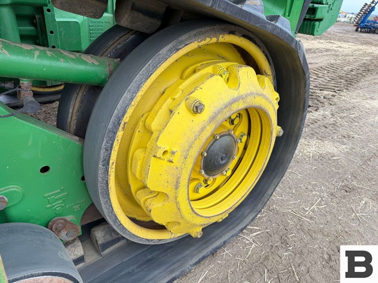 2015-john-deere-8370rt-image-48