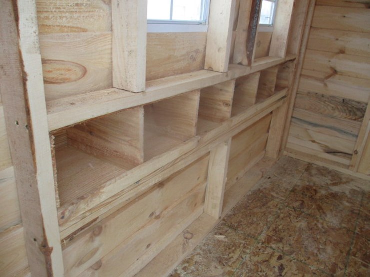 #7014-•-5x8-chicken-coop-image-5