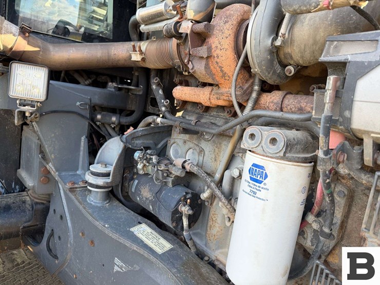 2003-challenger-mt755-image-38