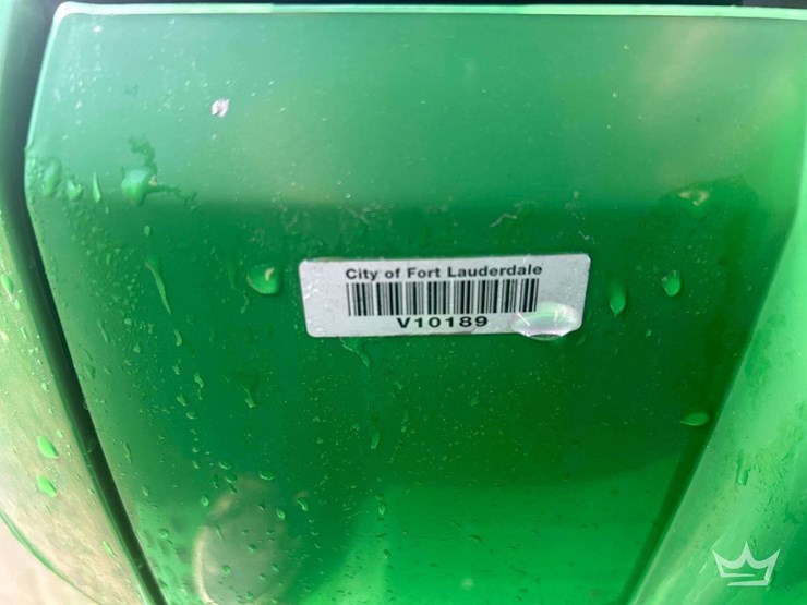 2016-john-deere-5065e-image-31