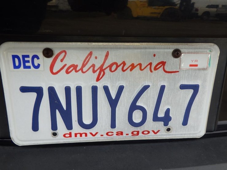 2013-volkswagen-tiguan-image-16