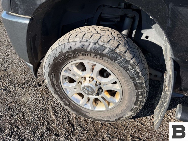 2019-dodge-2500-image-11