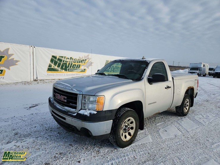 2010-gmc-sierra-1500-image-1