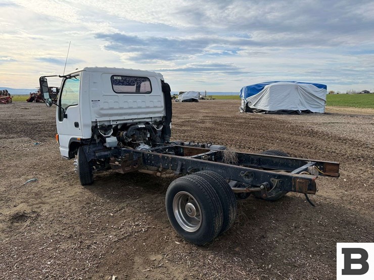 izuzu---caution-non-running-vehicle---pasco,-wa-image-2