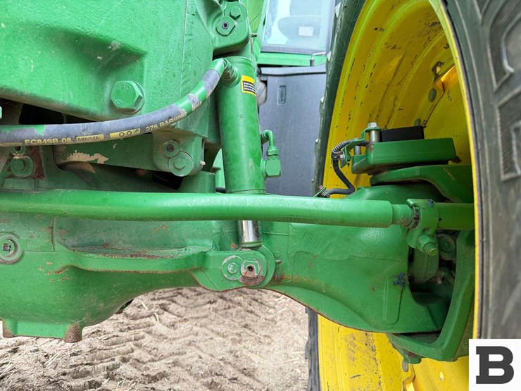 2012-john-deere-7215r-image-15