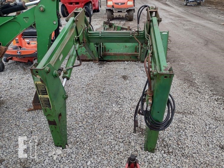 john-deere-245-image-4