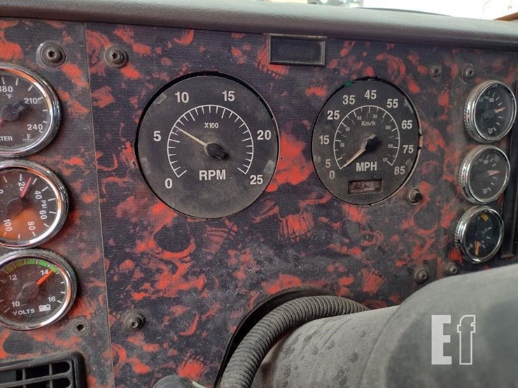 2000-international-9900-image-10