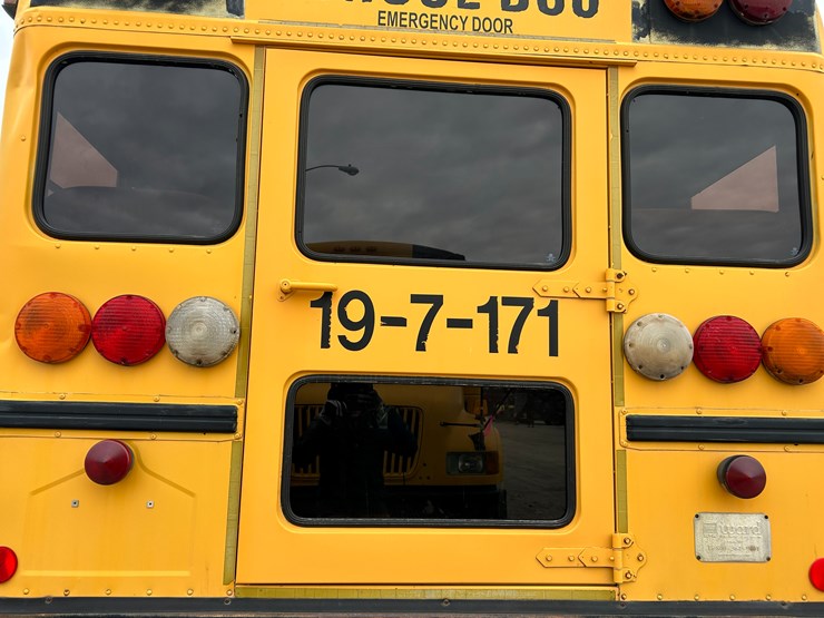 2000-international-2000-image-9