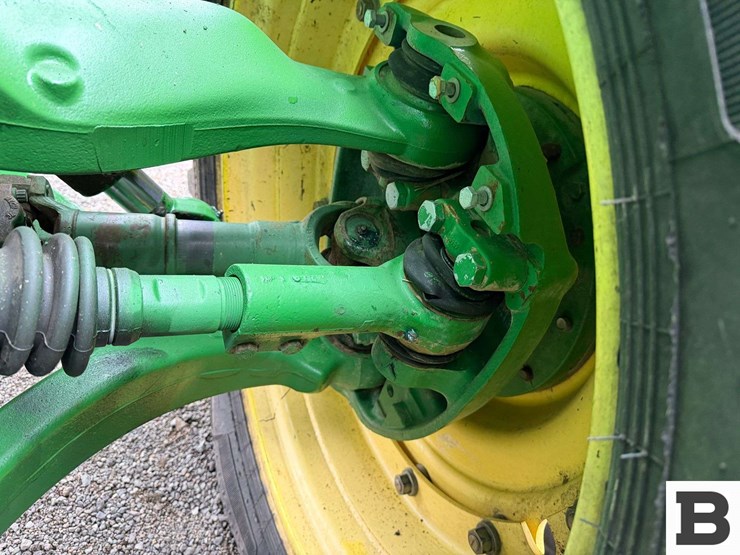 2012-john-deere-8335r-image-64