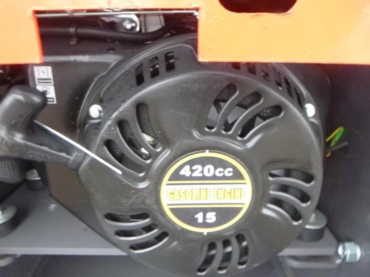 2025-agt-ysrt14-skid-steer-track-loader-image-16