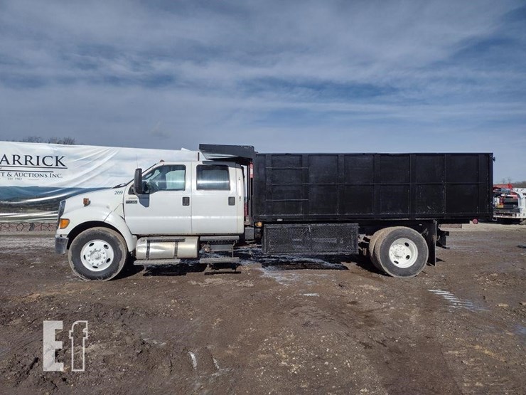 15-ford-dump-truck^title^-image-1