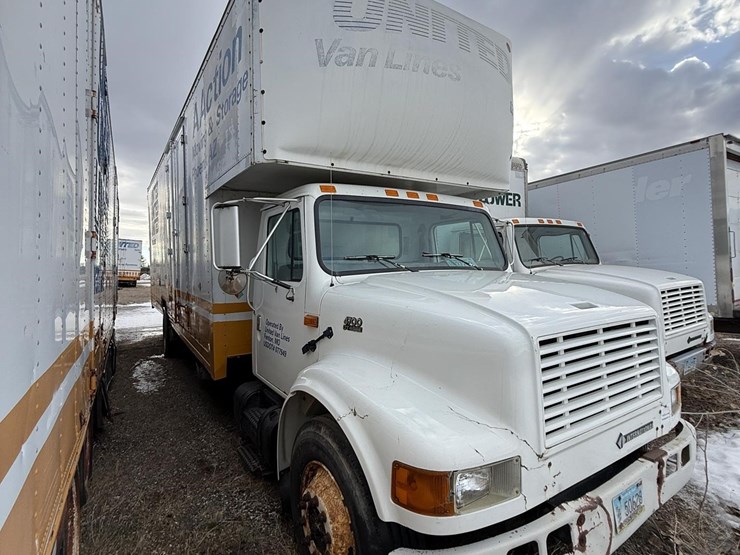 2000-international-4700-image-3