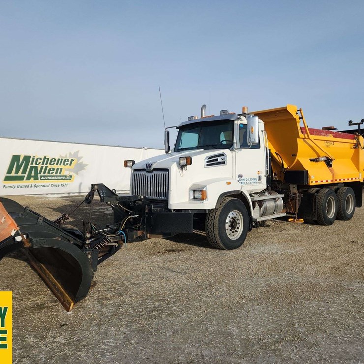2015 WESTERN STAR 4700