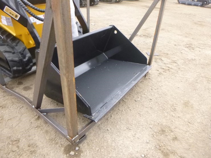 2025-agt-mx-mrt14-skid-steer-track-loader-image-8