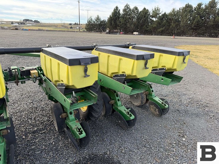 john-deere-1720-image-37