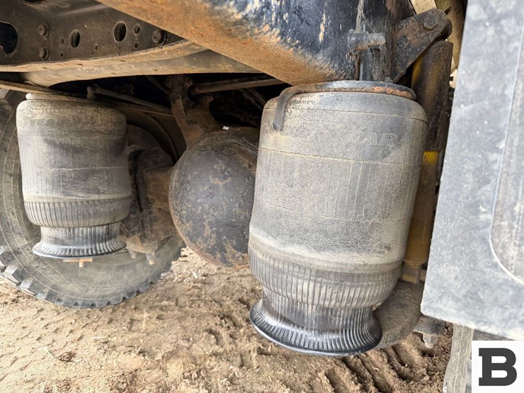 international-4400-image-46