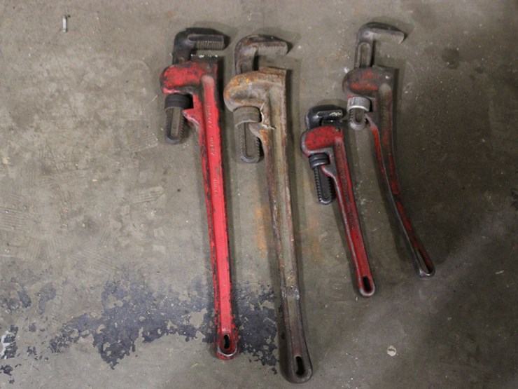 four-pipe-wrenches-image-1