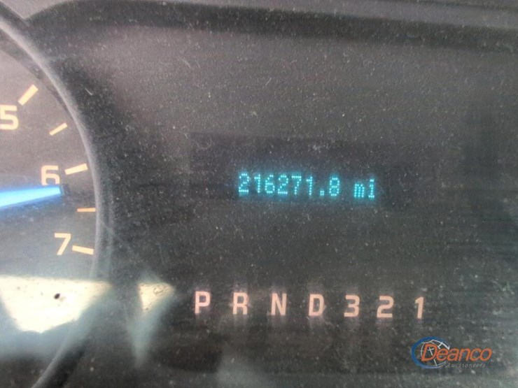 2012-ford-f150-xl-image-5