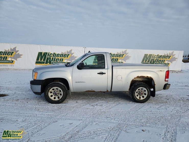 2010-gmc-sierra-1500-image-6