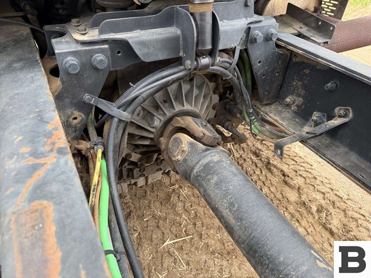 2003-international-7600-image-7