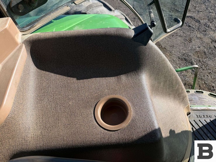 1997-john-deere-8300-image-73