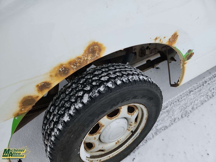 2013-ford-f150-image-33