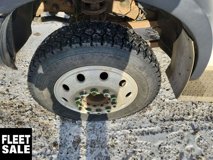 2014-ram-4500-slt-image-10