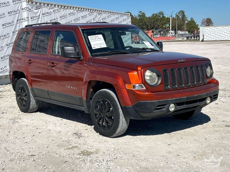 2012-jeep-patriot-image-2