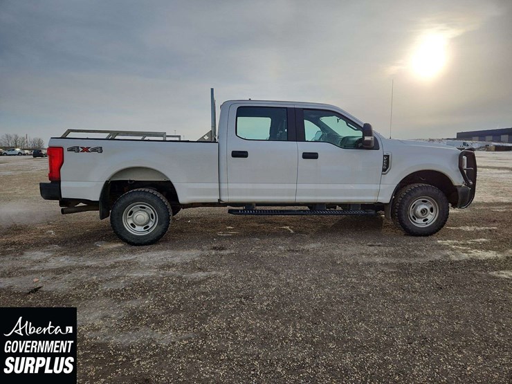 2018-ford-f250-image-8