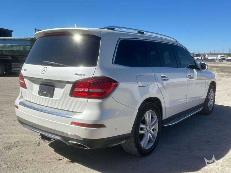 2017-mercedes-benz-gls450-awd-suv-image-3