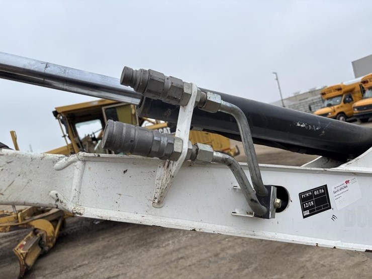 2021-bobcat-e20-image-14