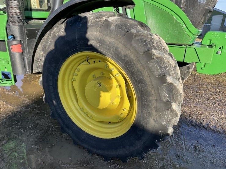 2015-john-deere-6150m-image-9