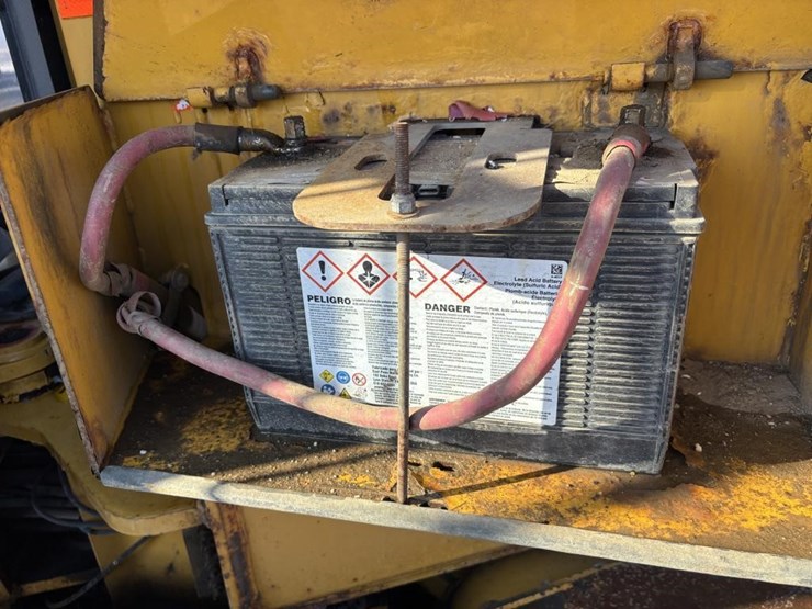 2008-deere-772d-image-58