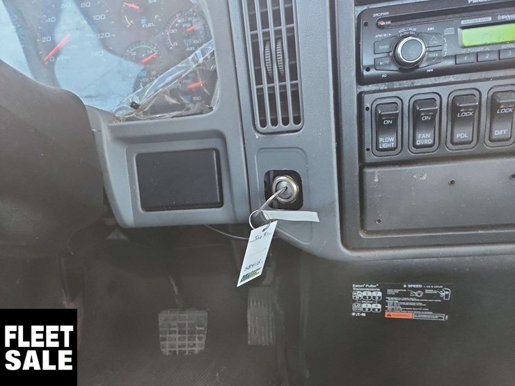 2005-international-workstar-7400-image-24