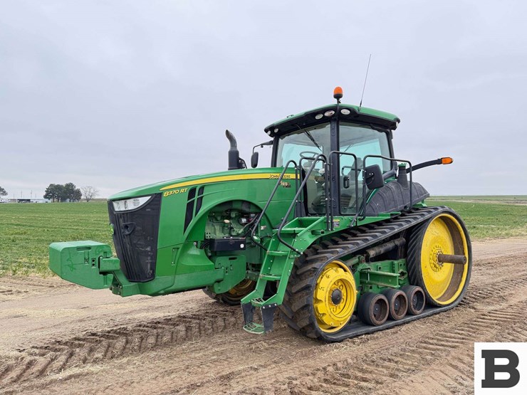 2015-john-deere-8370rt-image-1