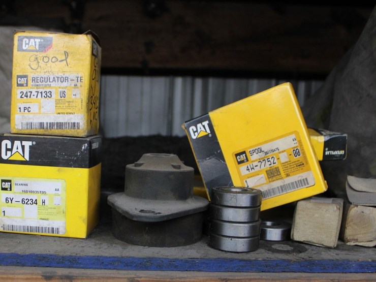 caterpillar-247-image-3